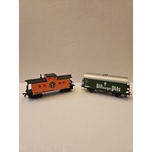Märklin H0 Scale Bierwagen "Bitburger Pils" & Life-Like Great Northern Caboose